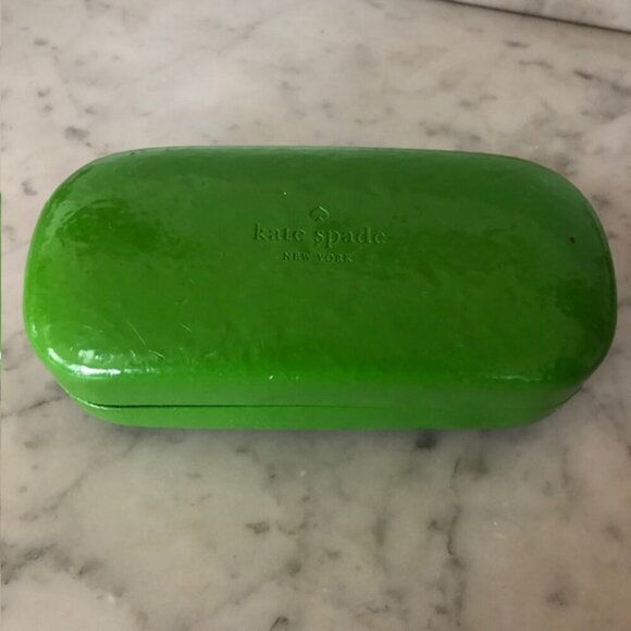 KATE SPADE Wink Wink Green Hard Glass Clamshell Case - Picture 3 of 10
